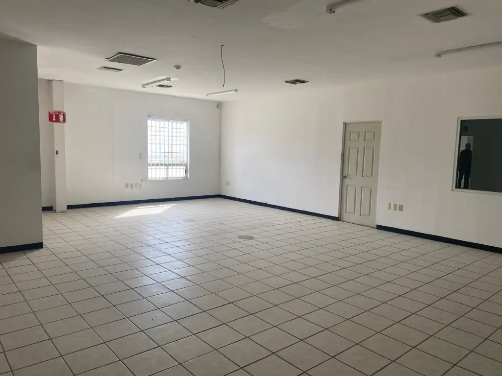 PHOTO-2025-02-18-13-01-00 (10).webp